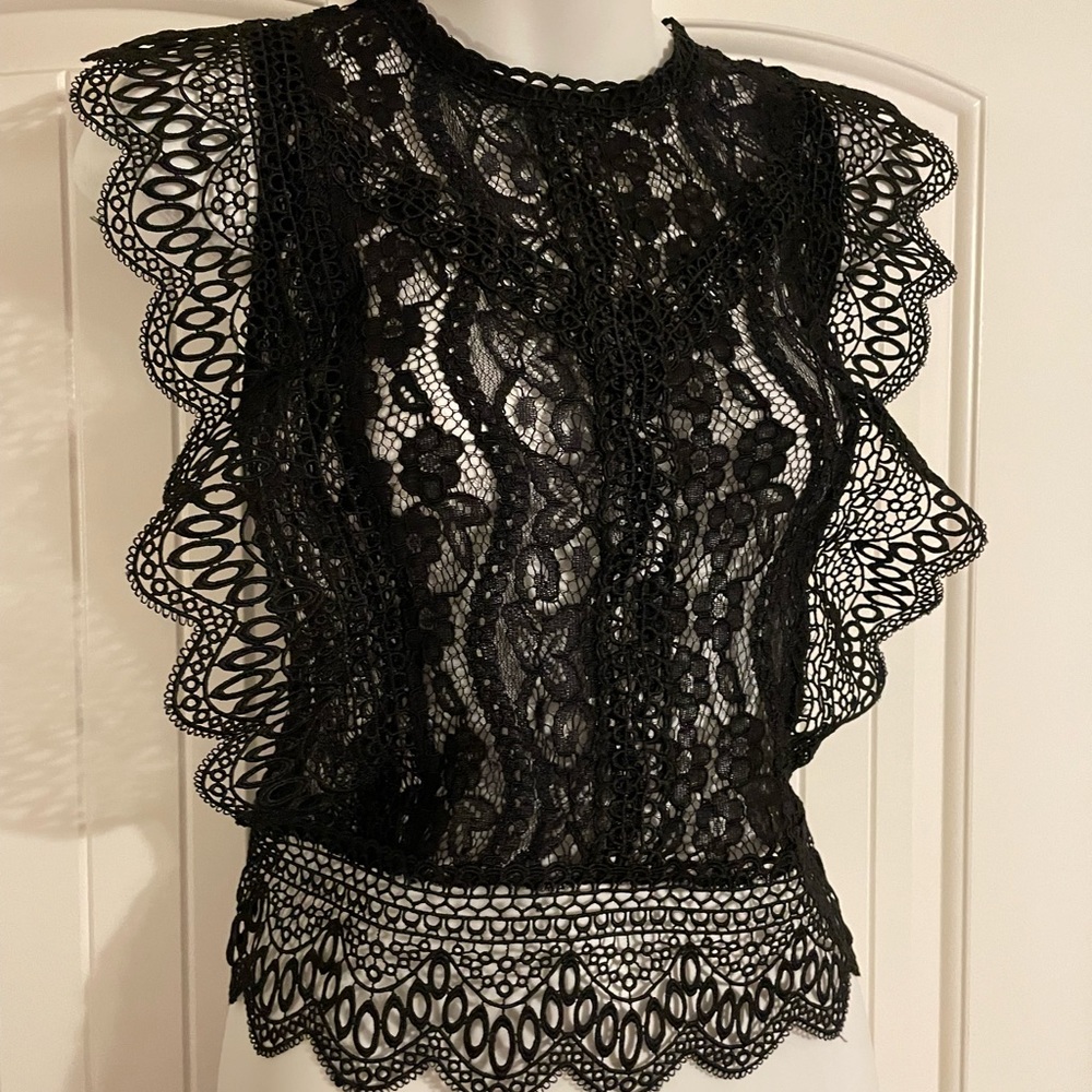 Sz.Sm Black lace too by Zara